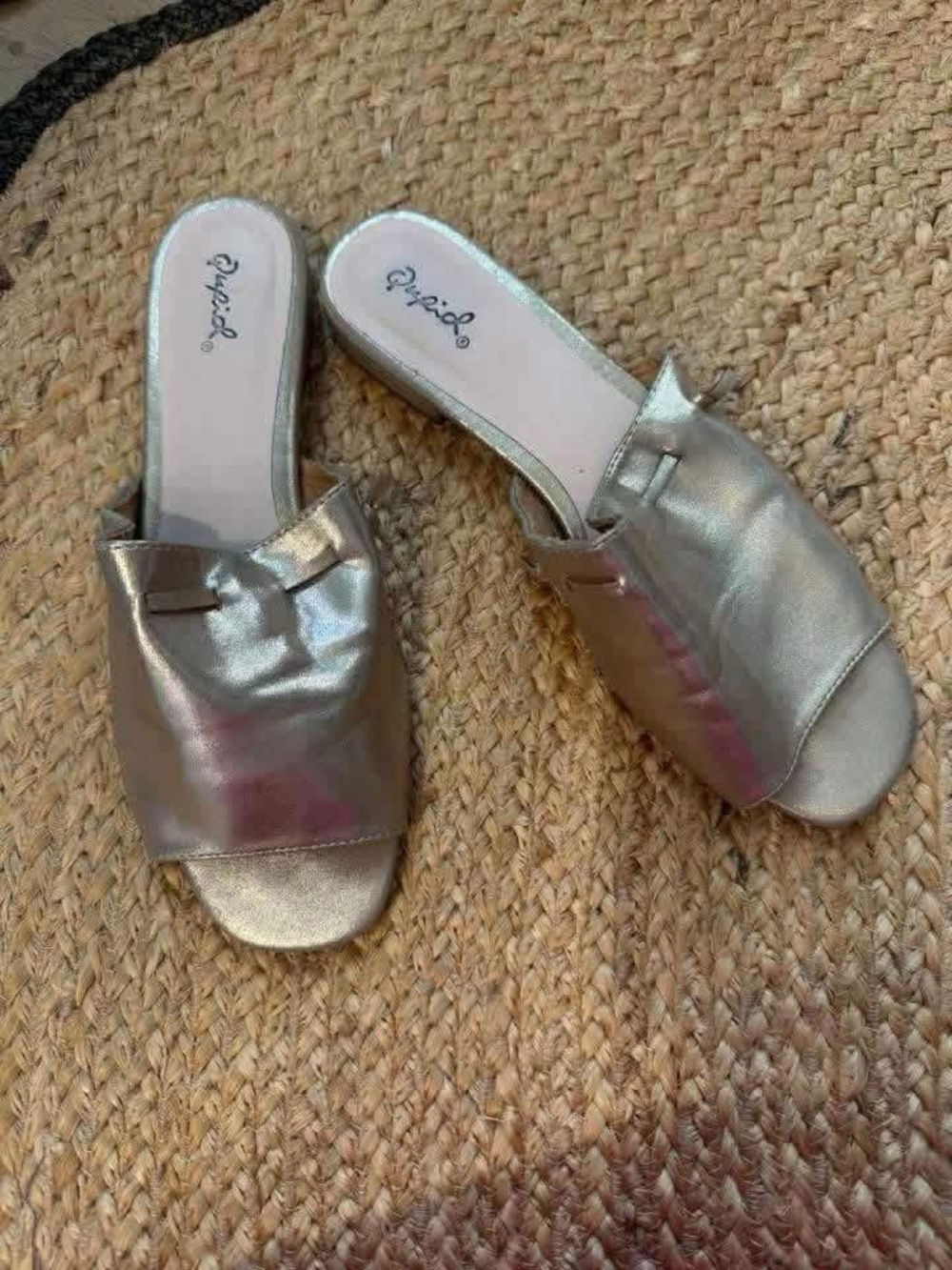 Slip-On Metallic Slide Sandals - Gold